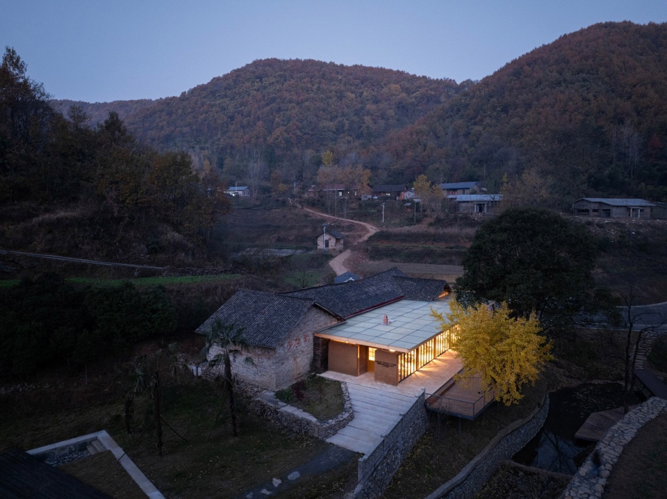 sui county hemei center by upa architects