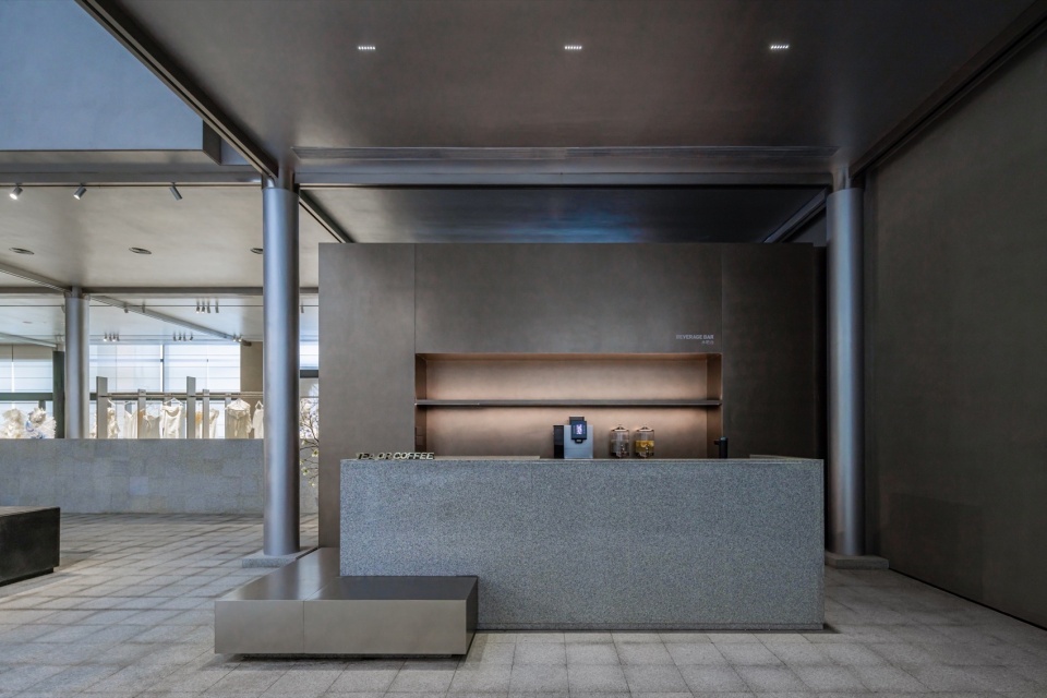 AVIVA DALI Consciousness Theatre by Reborn Design