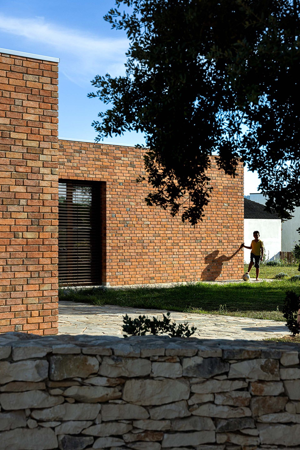 casa na lameira by joao pedro pedrosa arquitectos