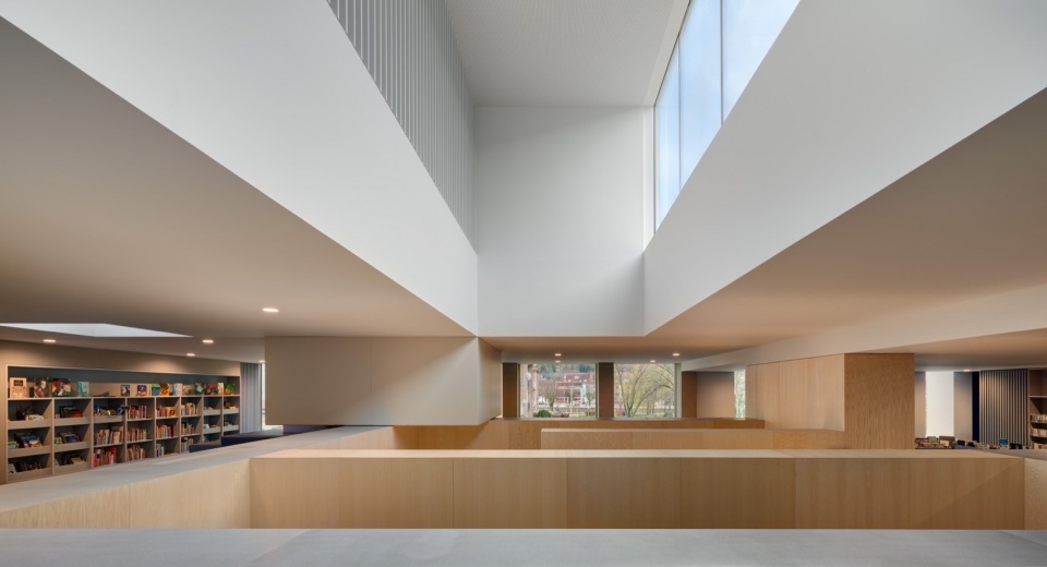 La Boussole Centre for Culture and Tourism by Dominique Coulon and Associes