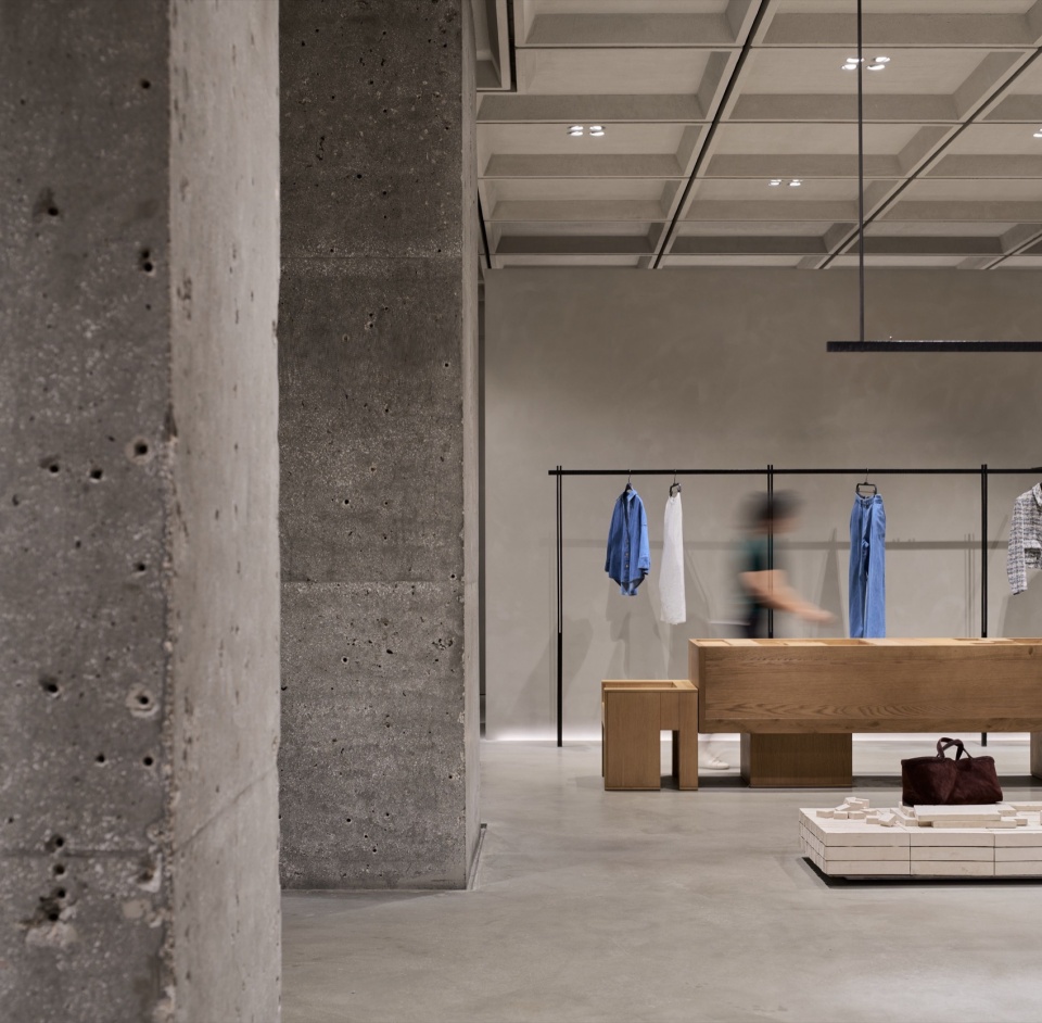 ZARA Nanjing Xinjiekou Flagship Store by AIM Architecture