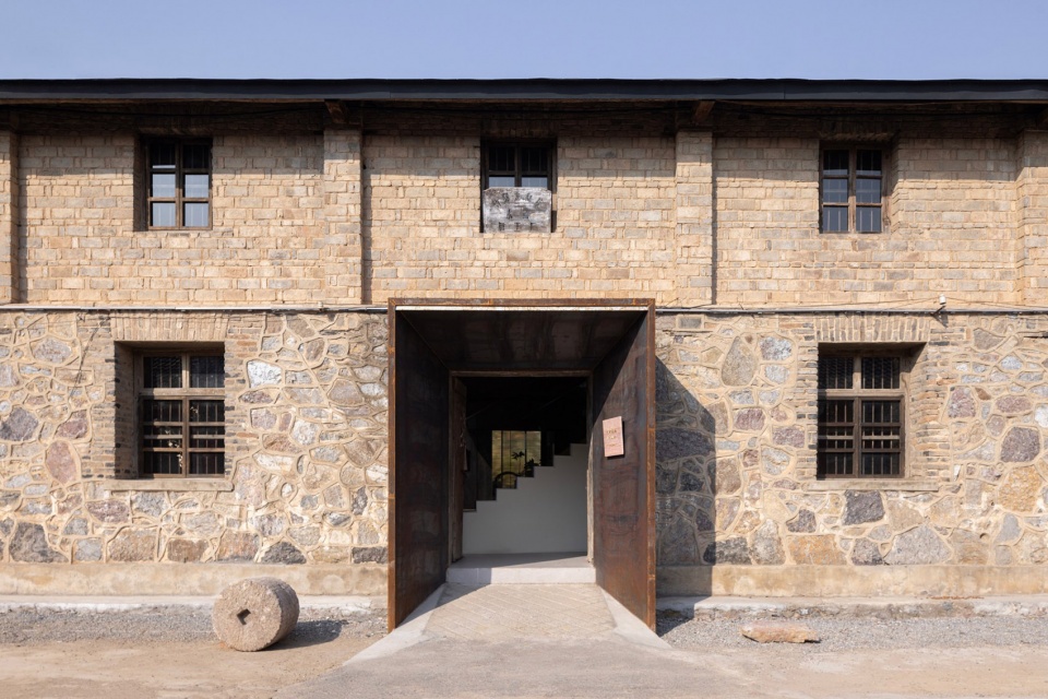 sui county hemei center by upa architects