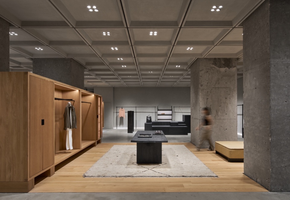 ZARA Nanjing Xinjiekou Flagship Store by AIM Architecture