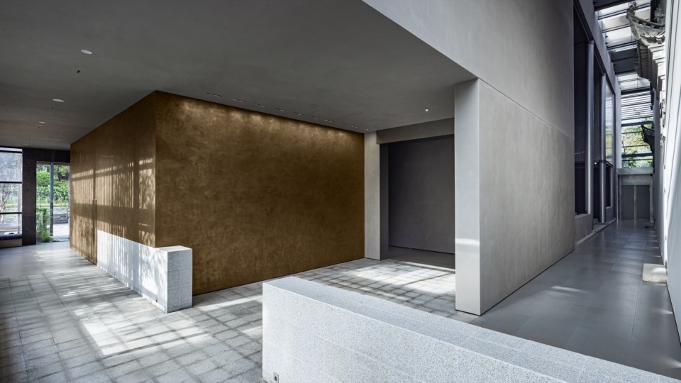 AVIVA DALI Consciousness Theatre by Reborn Design