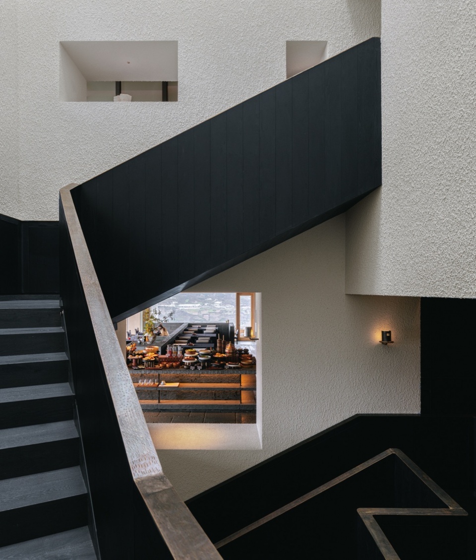 Poodom Deqin Meri Hotel by BUZZ Buro Ziyu Zhuang