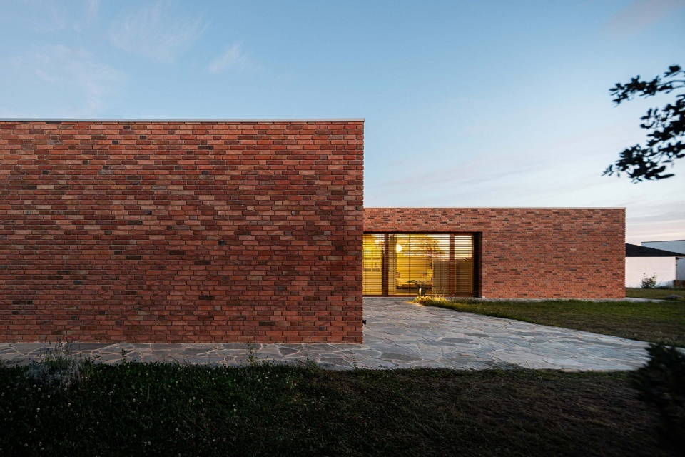 casa na lameira by joao pedro pedrosa arquitectos