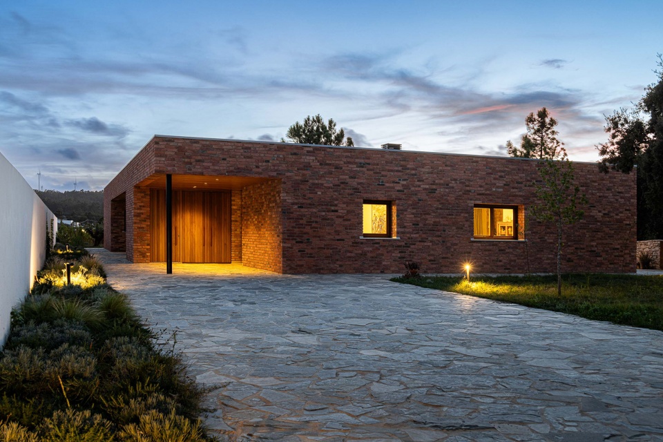 casa na lameira by joao pedro pedrosa arquitectos