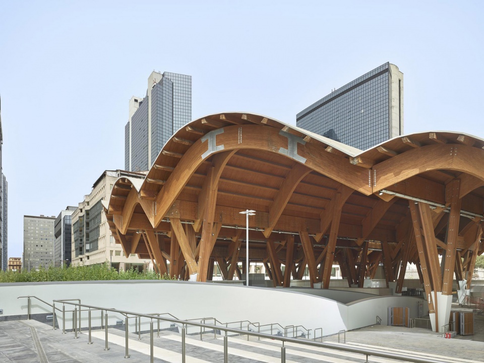 naples underground central station centro direzionale by embt