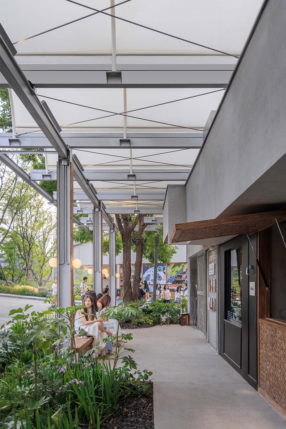 luxe lake cpi island phase ii by vari architects