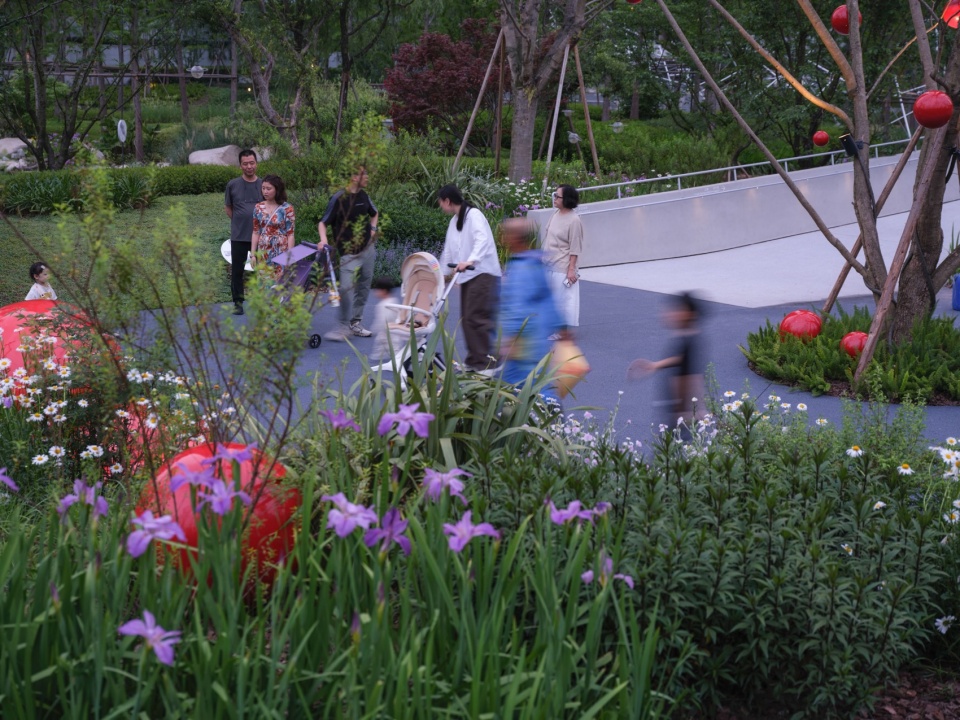 Green Field Park by Sichuan Ledao Landscape Design Co Ltd