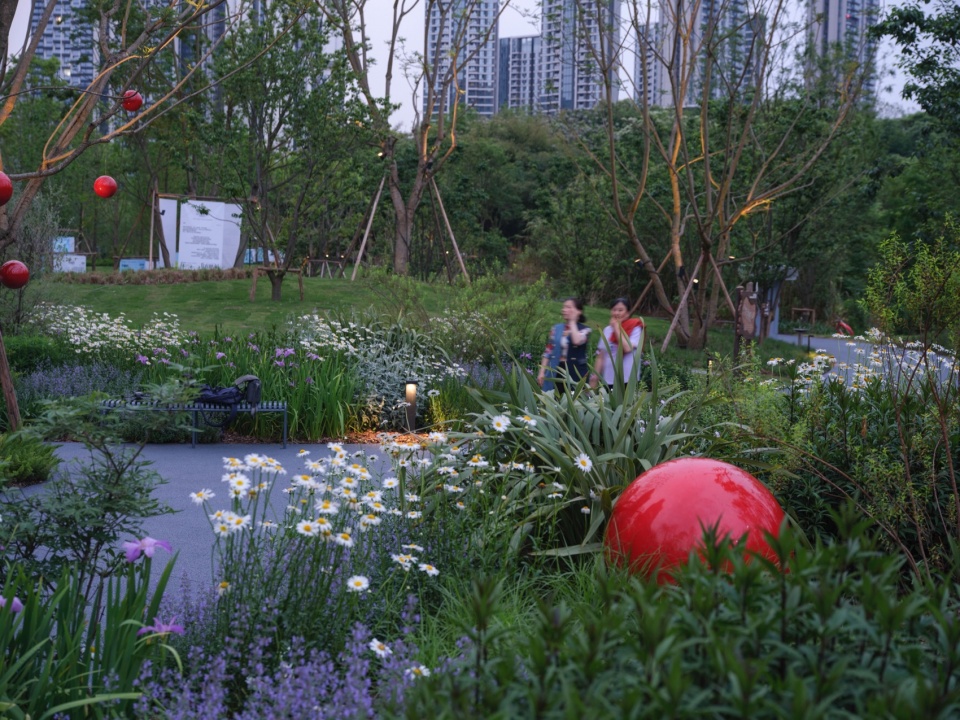 Green Field Park by Sichuan Ledao Landscape Design Co Ltd