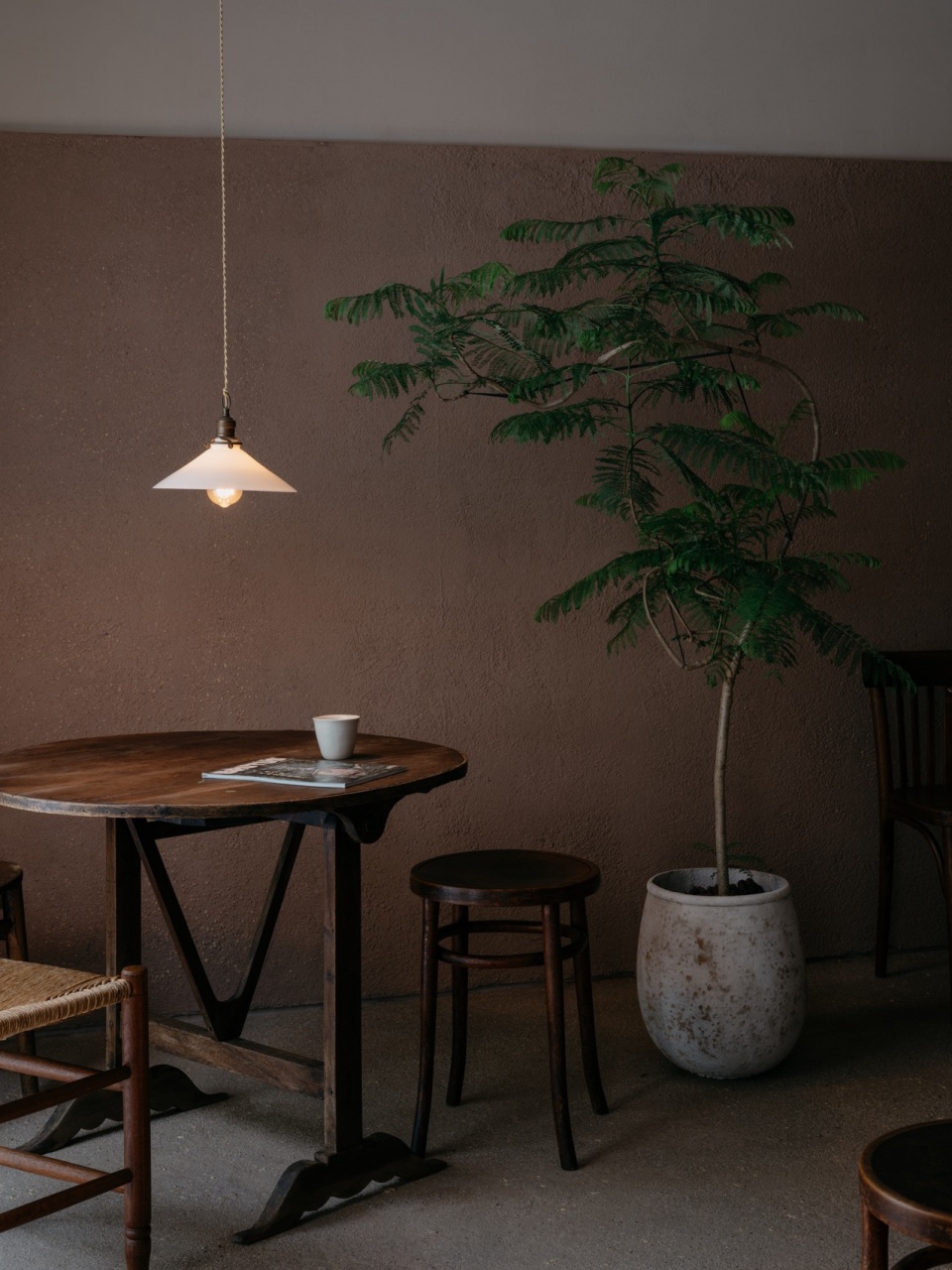 Unwind cafe