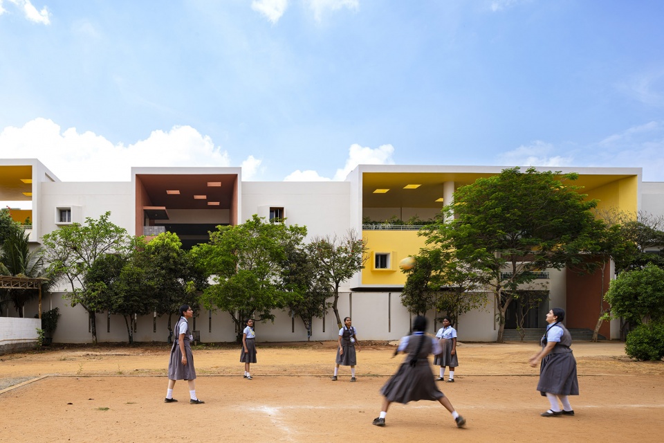 rainbow international school by spacefiction studio