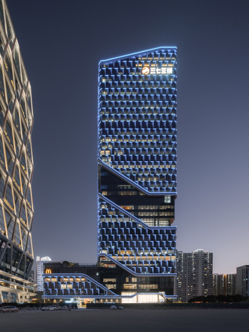 Sanqi Mutual Entertainment Global Headquarters Building by GWP Architects