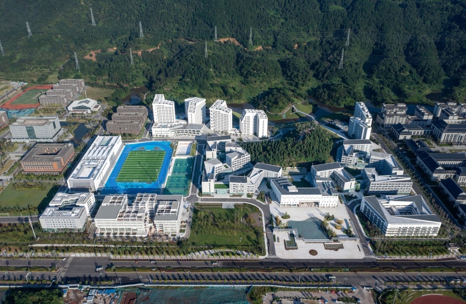 Xihua University Yibin Campus Phase Ⅱ by FCJZ
