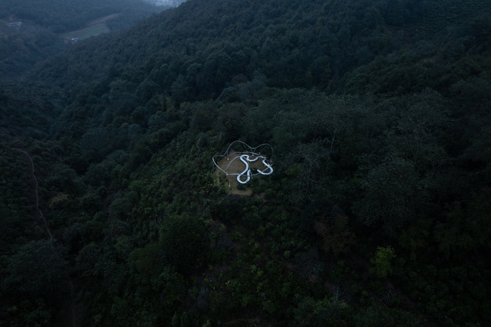 camellia theater on dali wuliangshan highland by kongxiangwei studio