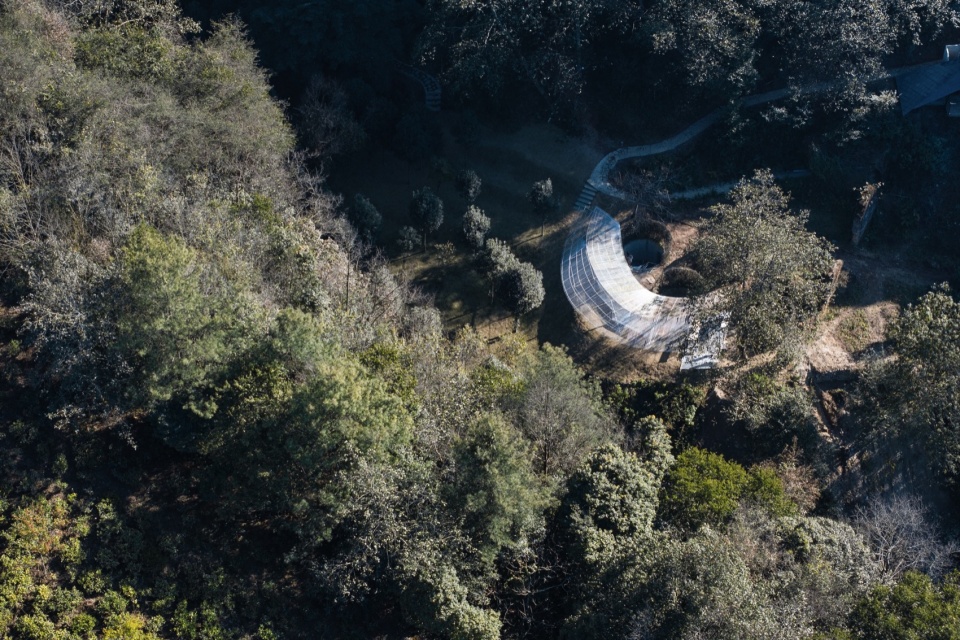 Dali Wuliang Mountain s Phoenix Feather Tea Pavilion by Kong Xiangwei Studio