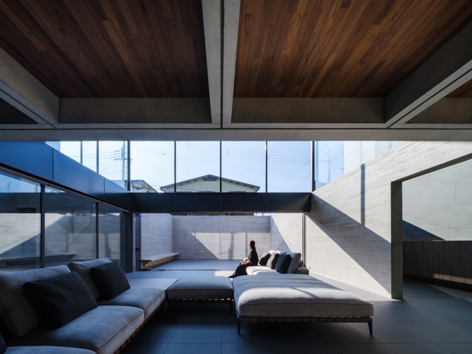 ELEMENT by APOLLO Architects Associates Co Ltd