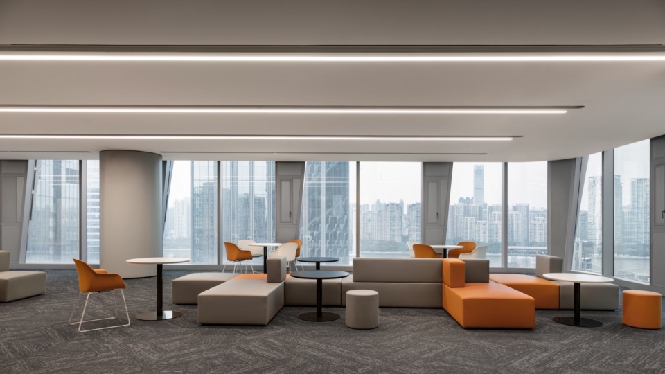 Sanqi Mutual Entertainment Global Headquarters Building by GWP Architects