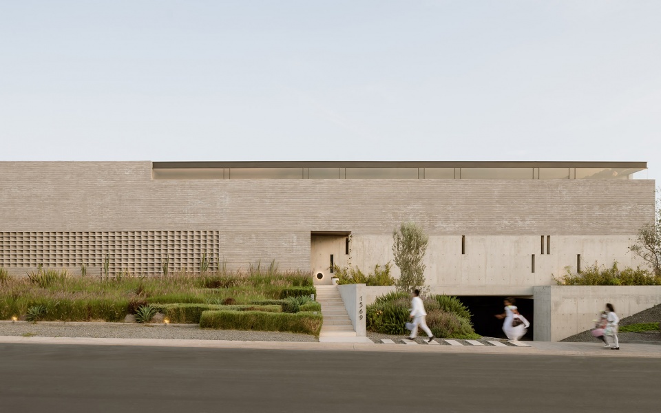 casa catedral by laboratorio de arquitectura