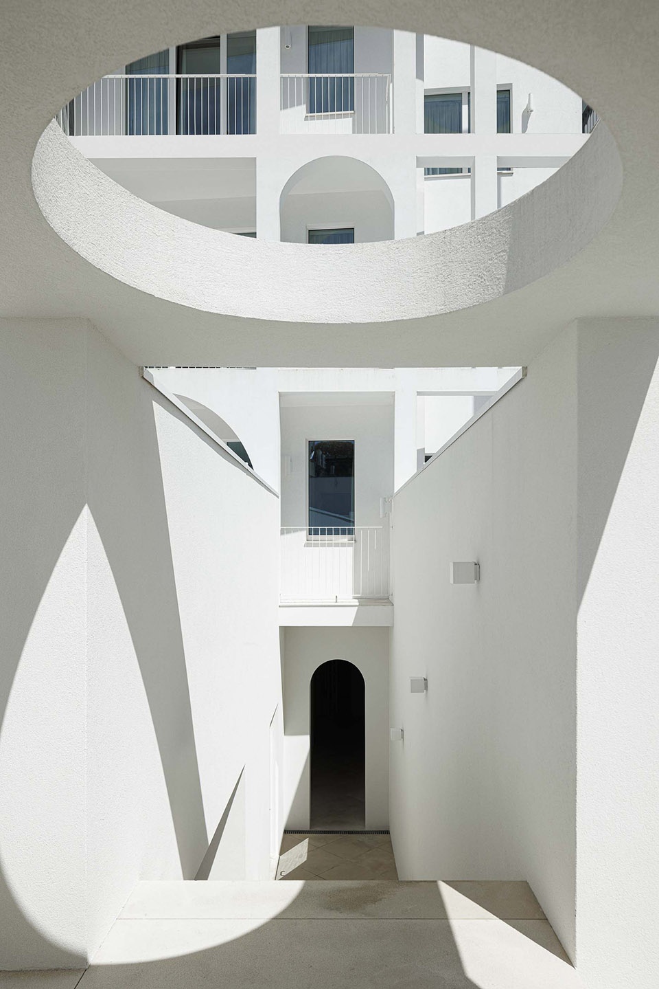 vila caterina apartments by masslab