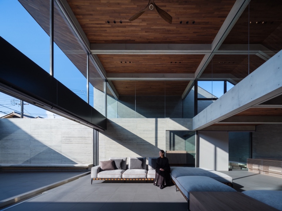ELEMENT by APOLLO Architects Associates Co Ltd
