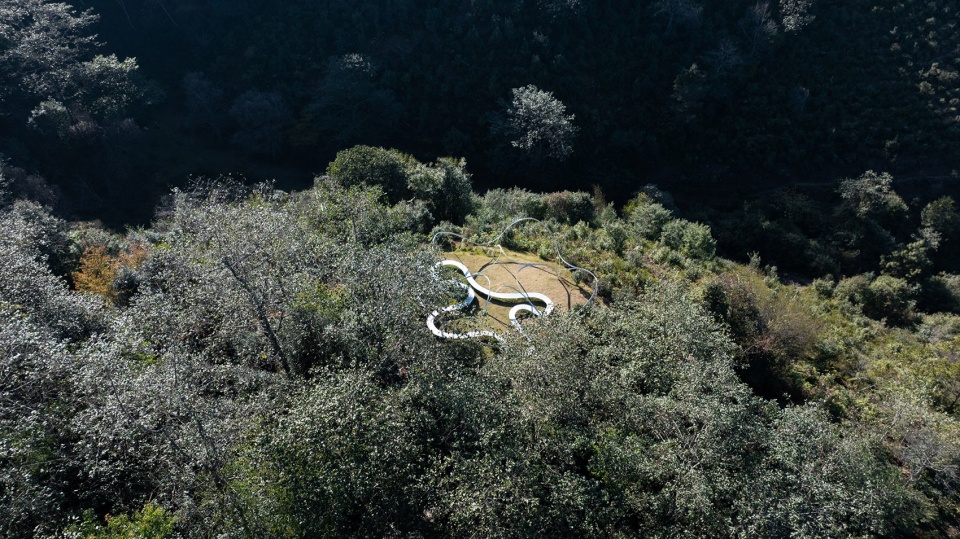 camellia theater on dali wuliangshan highland by kongxiangwei studio