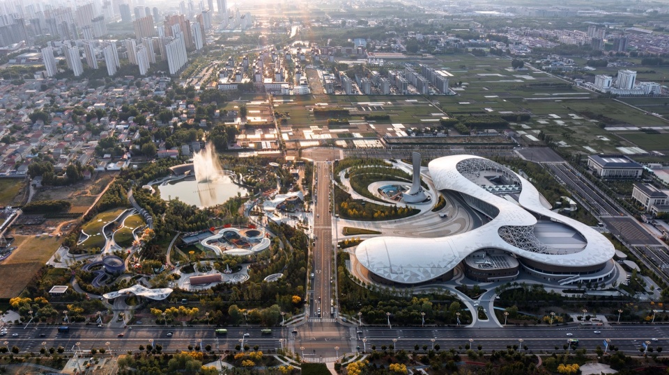 Dingzhou Cultural and Sports Center by THAD