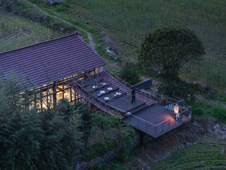 jiangxi village field study house by menjue architects