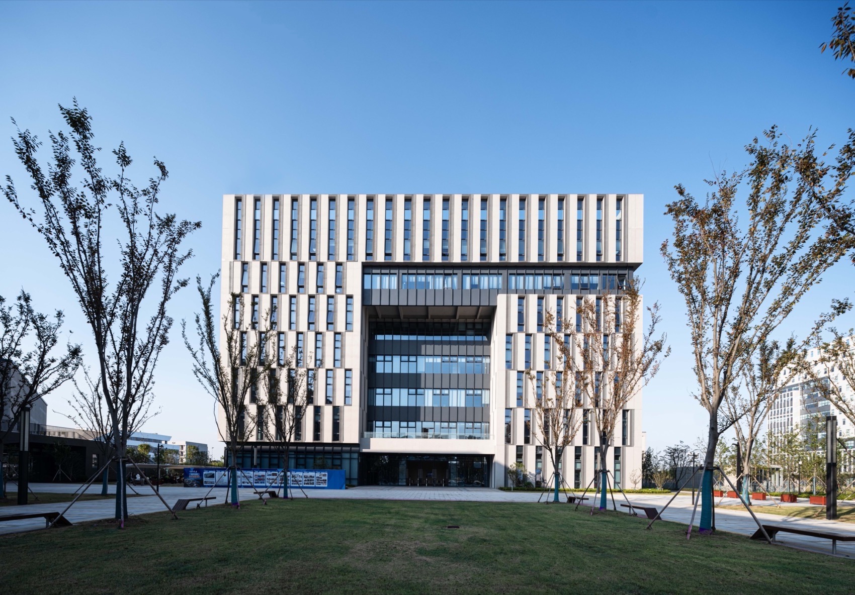 Zhejiang Haiyan Vocational Education Center by Tongji University ...