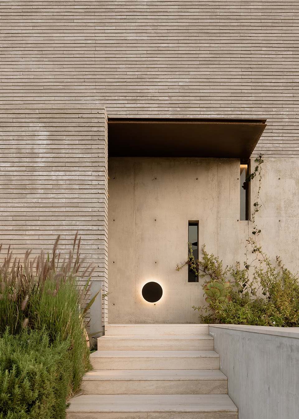 casa catedral by laboratorio de arquitectura