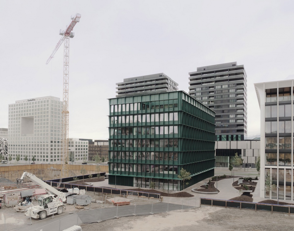 new office building by bureaux andrew phillips