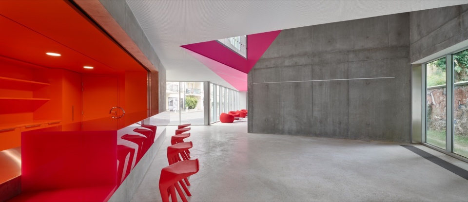 Cultural Centre in Bourg la Reine by Dominique Coulon Associes