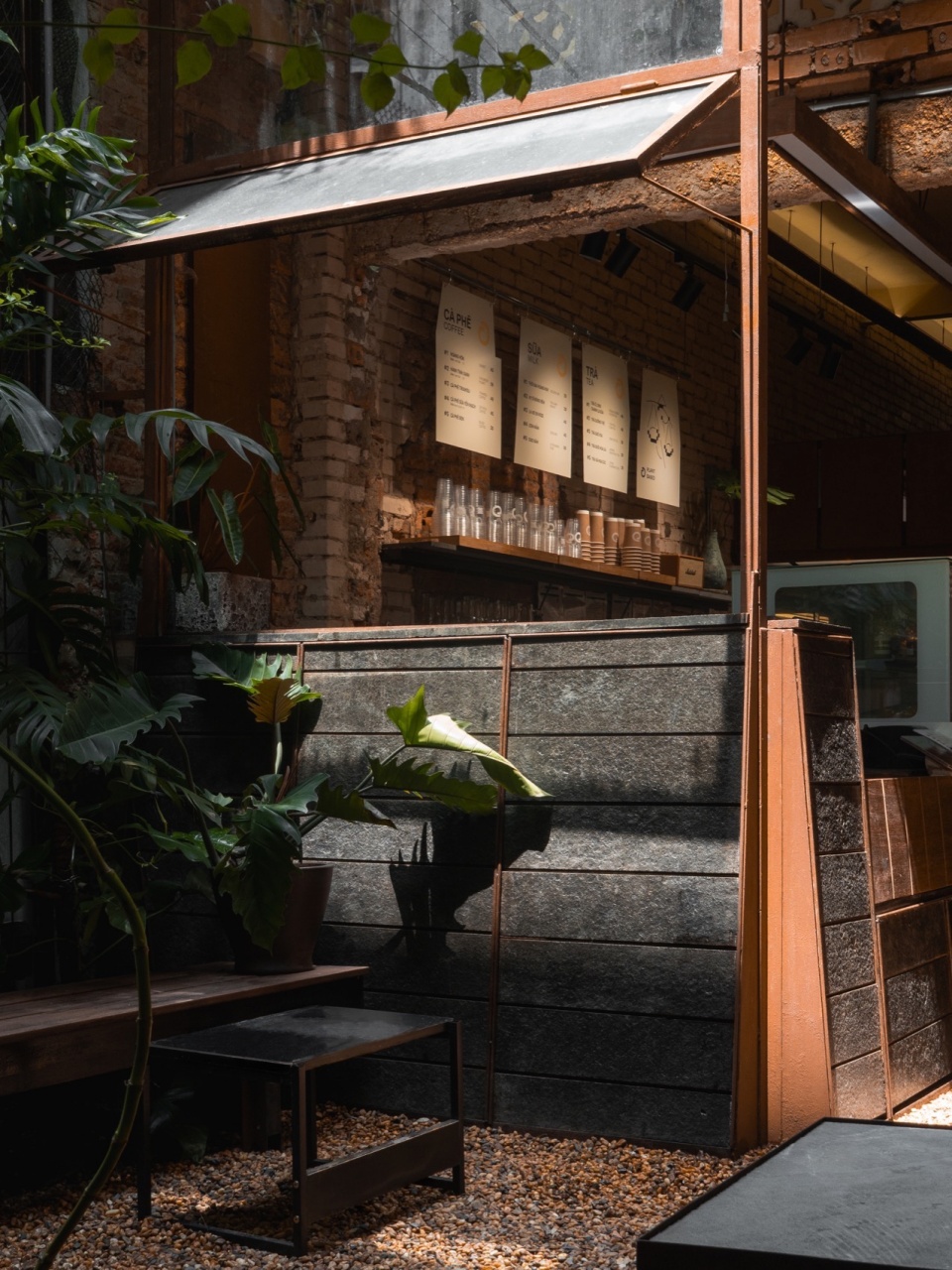 O Plant based Ton That Dam Cafe Restaurant xuong xep