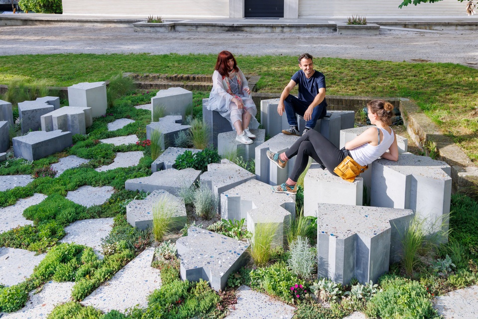 biennale architettura 2025 the map of glass by barkow leibinger
