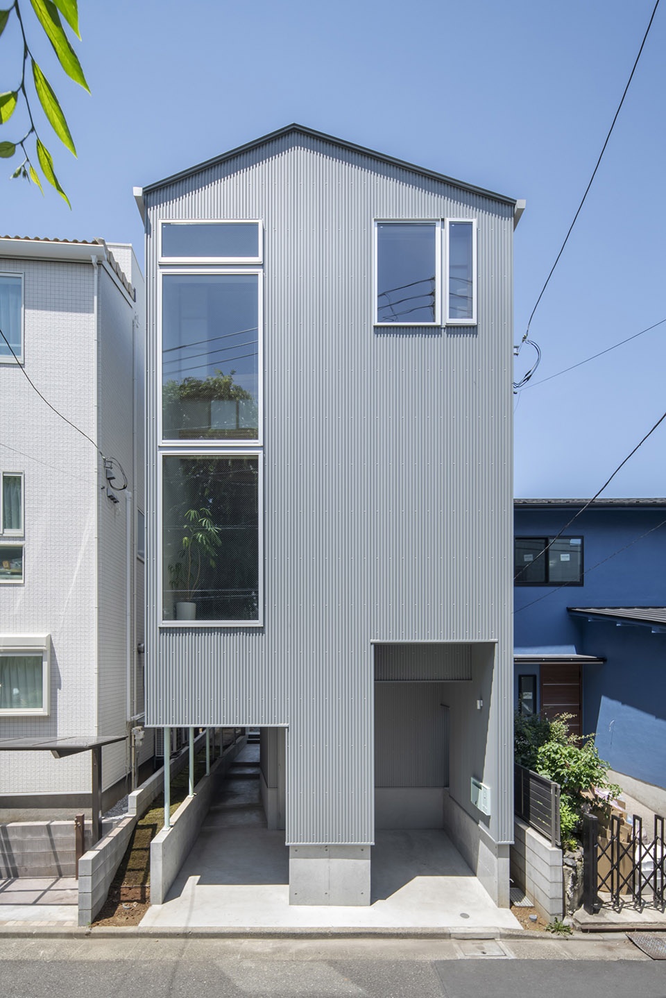 house in itabashi by terrain architects