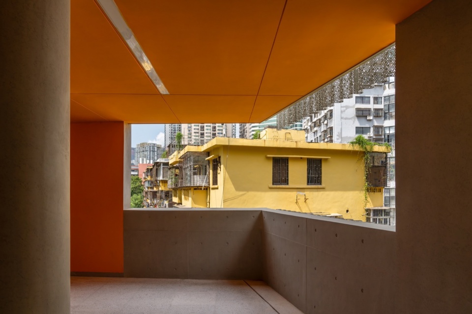 Cuizhu Foreign Language School by Studio Link Arc
