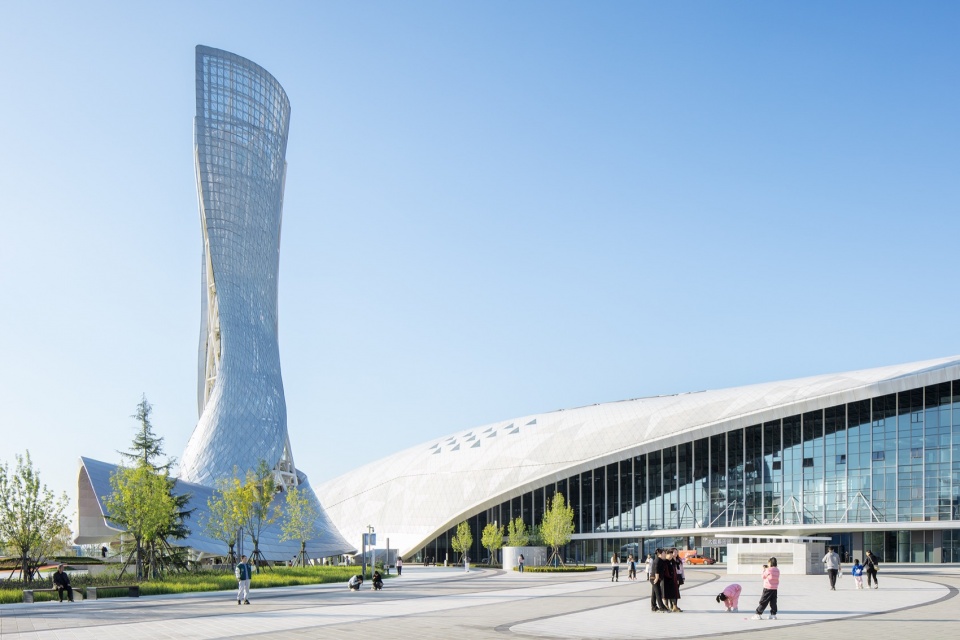 Dingzhou Cultural and Sports Center by THAD