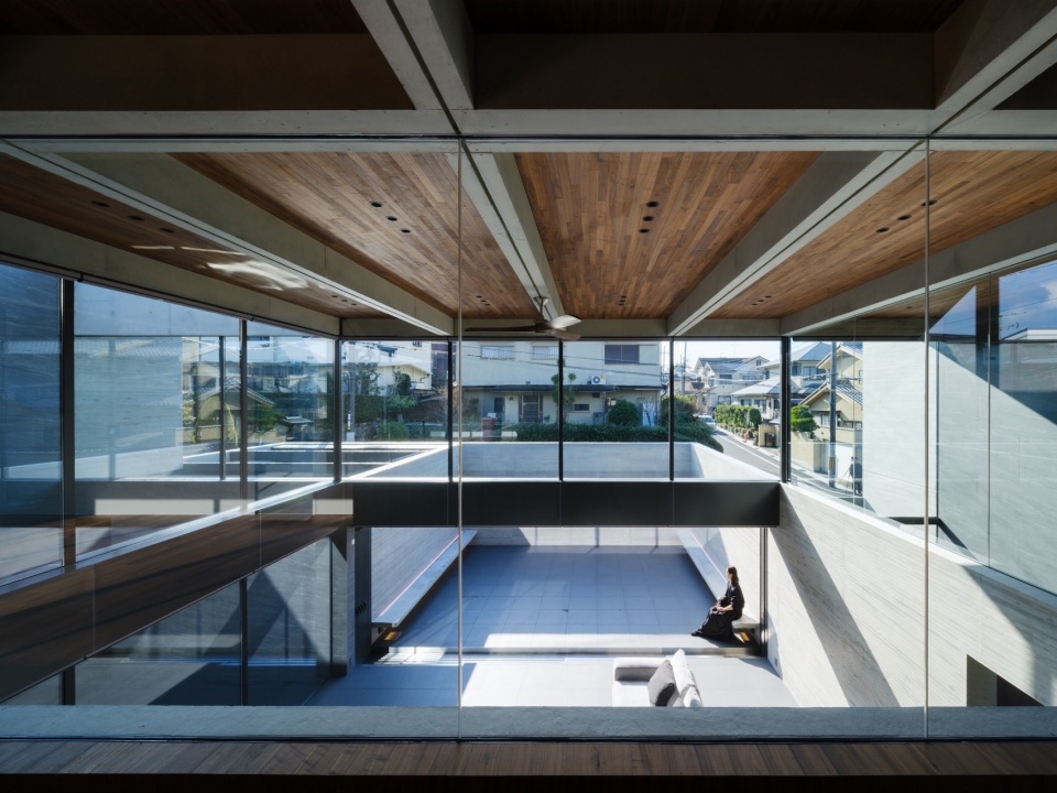 ELEMENT by APOLLO Architects Associates Co Ltd