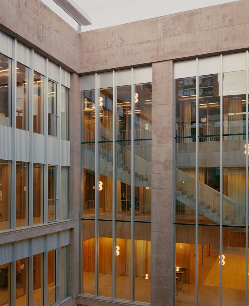 VHIR Research Centre Vall d Hebron Campus by BAAS arquitectura