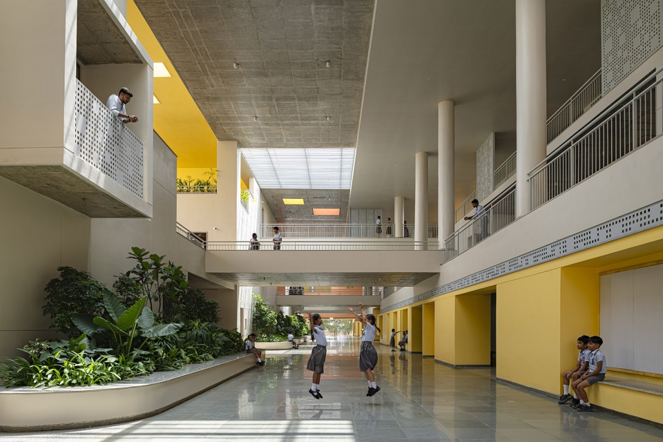 rainbow international school by spacefiction studio