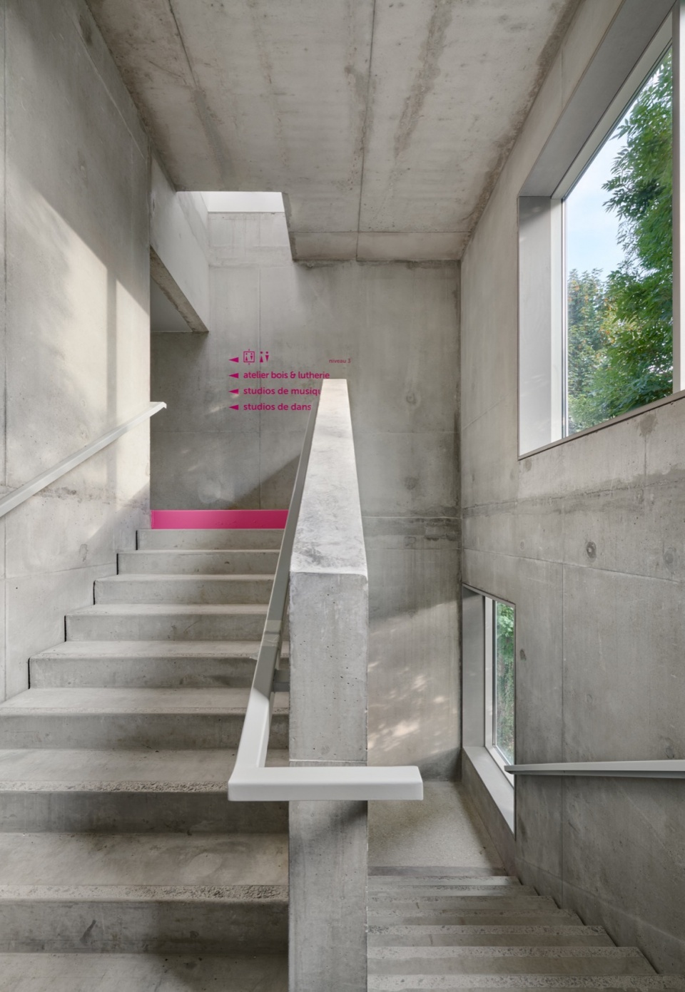Cultural Centre in Bourg la Reine by Dominique Coulon Associes