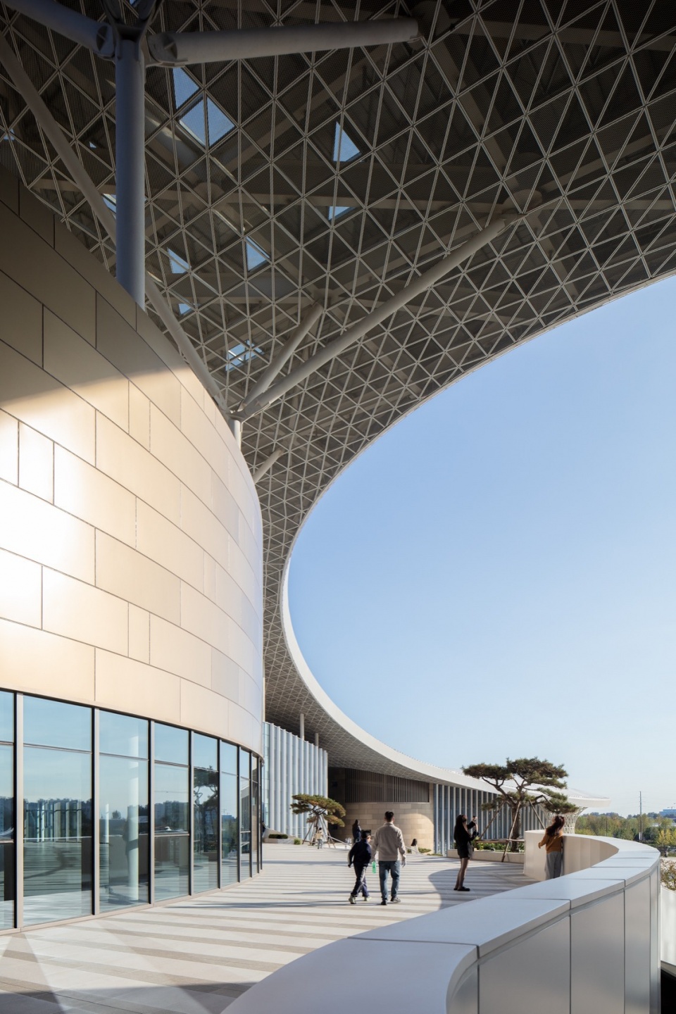 Dingzhou Cultural and Sports Center by THAD