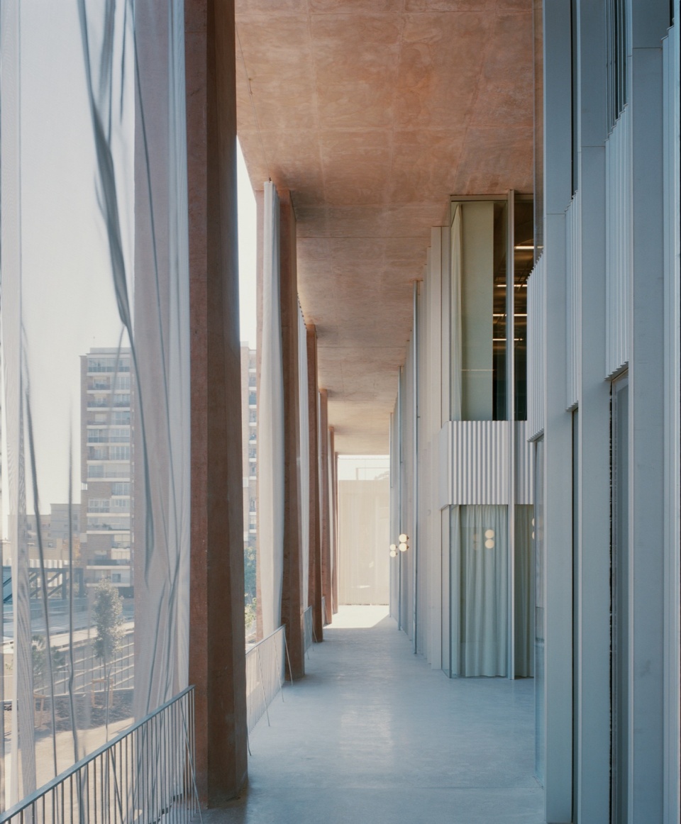 VHIR Research Centre Vall d Hebron Campus by BAAS arquitectura