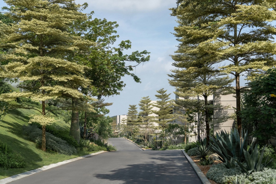 aranya phase iii resort mountain residence landscape by lineplus