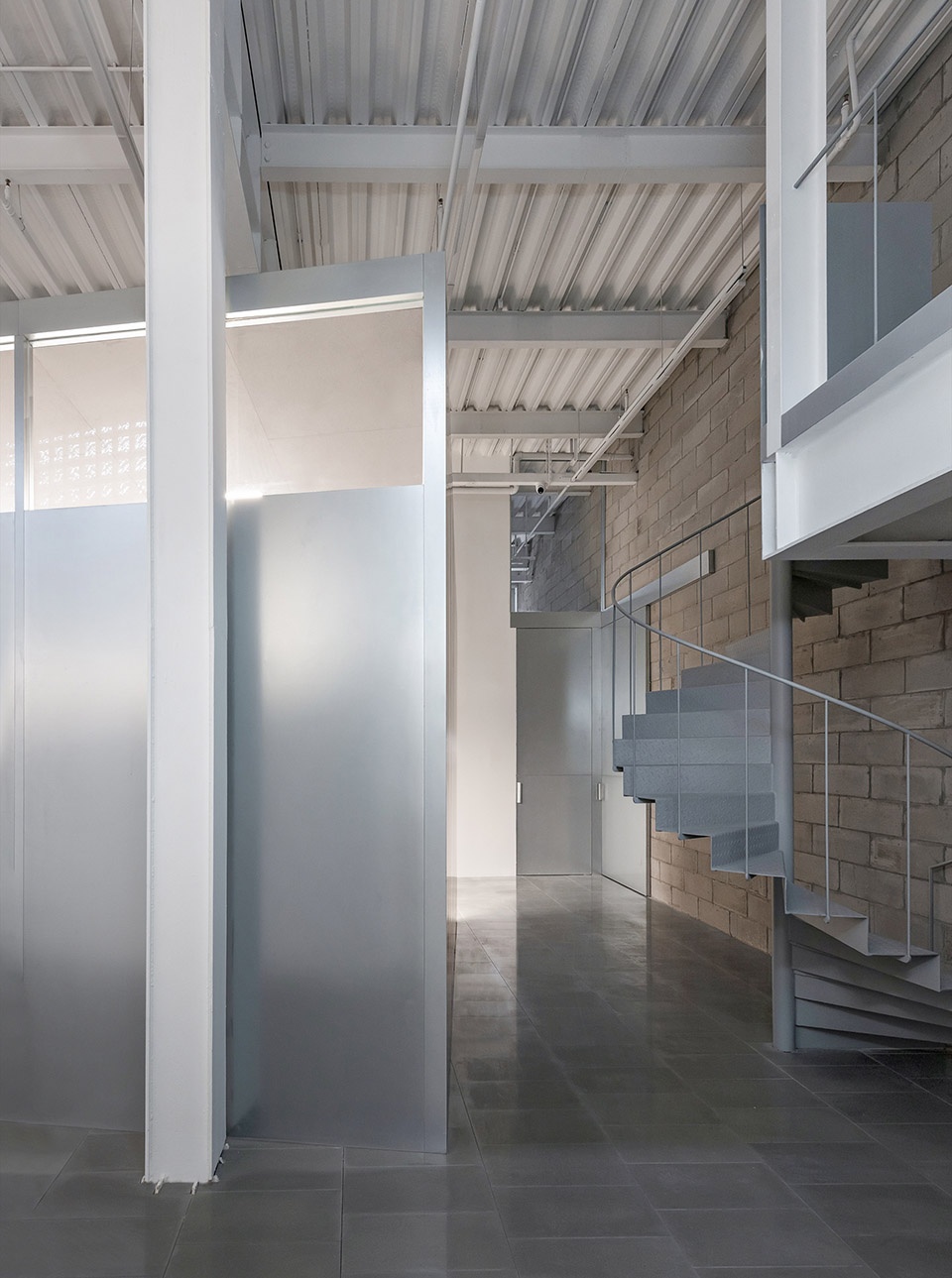 renovation of kaixuanfang studio by atelier siyu