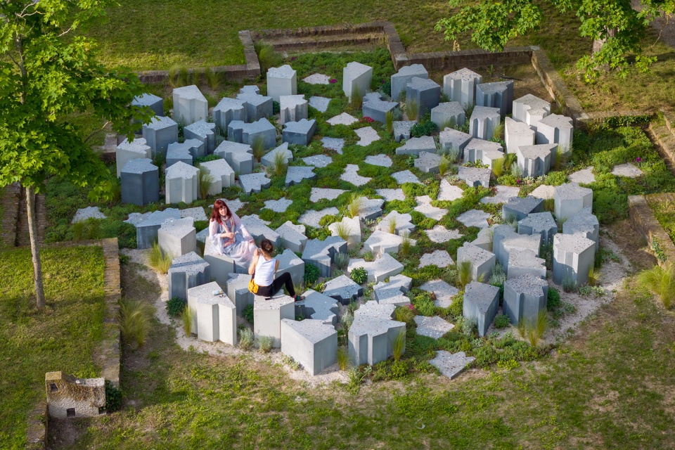 biennale architettura 2025 the map of glass by barkow leibinger