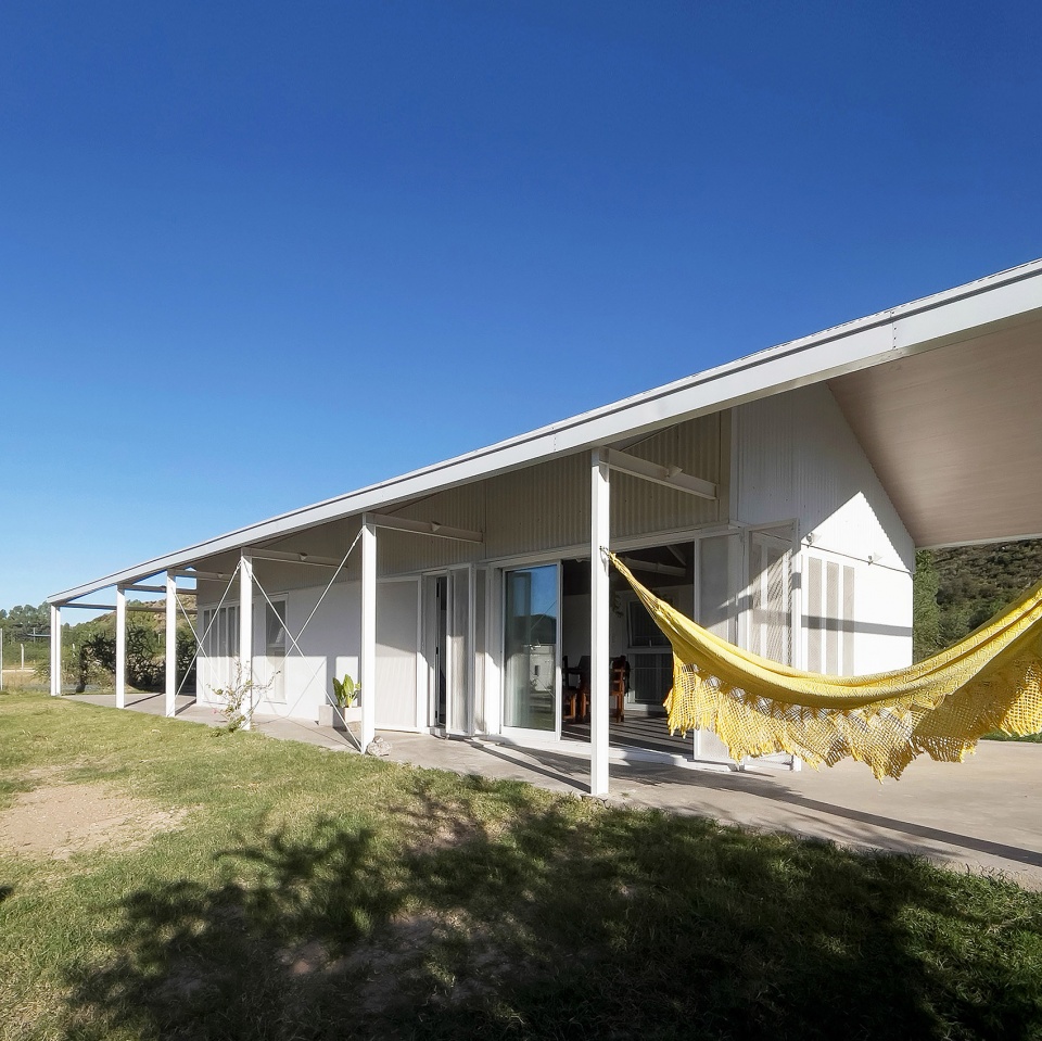casa granero by estudio bnaa