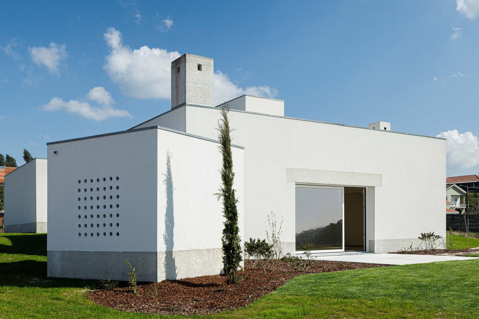 pedrantil house by helder da rocha arquitectos