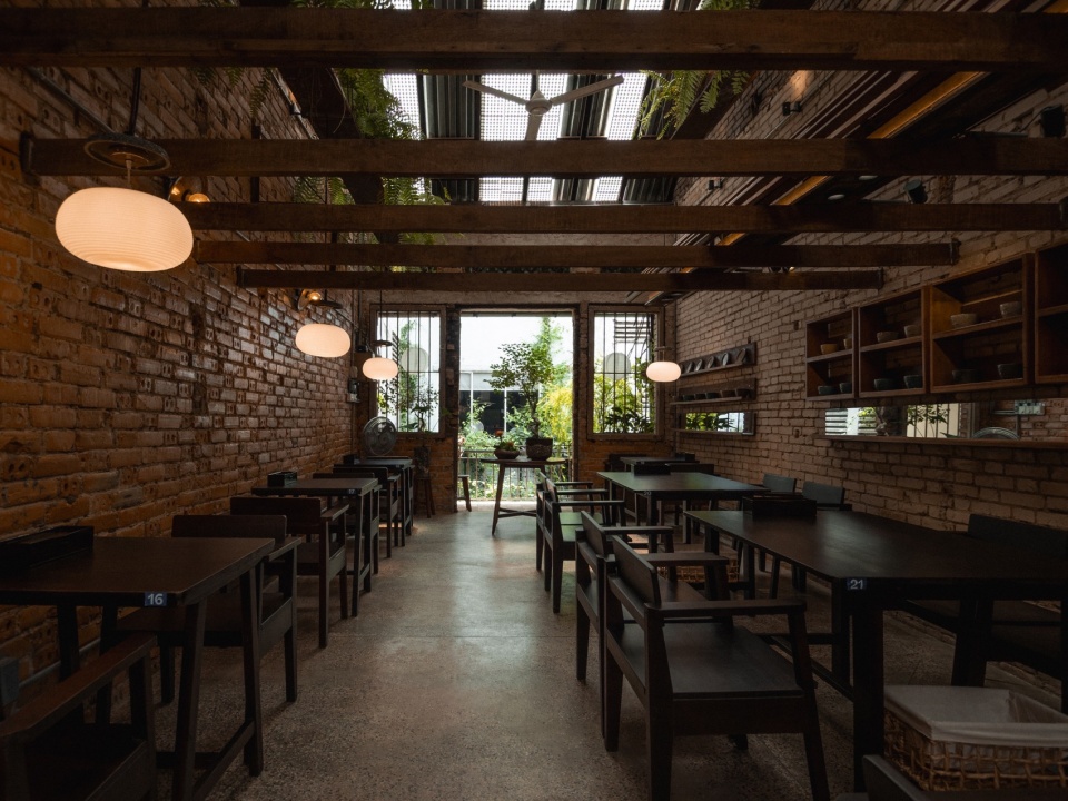 O Plant based Ton That Dam Cafe Restaurant xuong xep